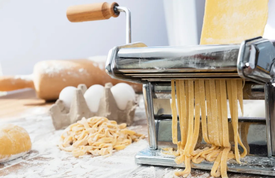 How To Use a Pasta Machine
