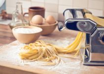 How To Use a Pasta Machine