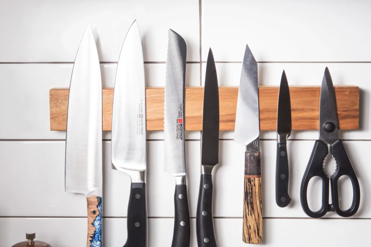 How Should You Store Kitchen Knives